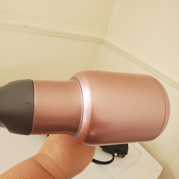 Wavy Talk Ionic Hair Dryer Rose Gold & Grey 1875W with Concentrator Nozzle - Picture 9 of 16